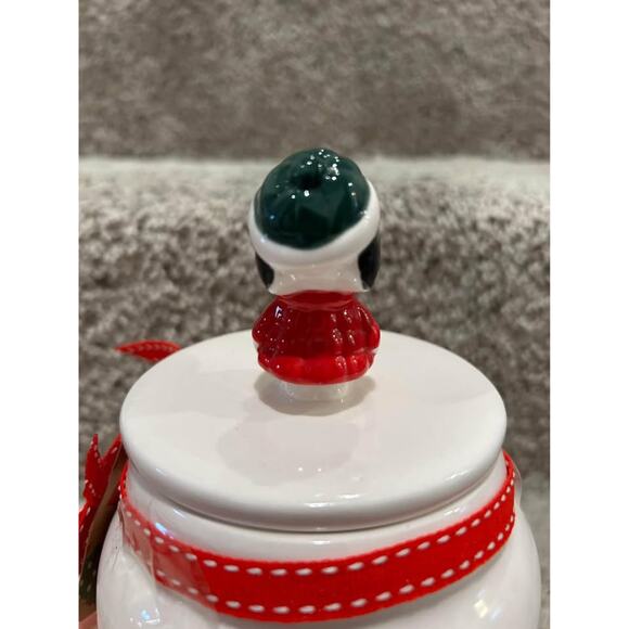 Rae Dunn Peanuts Snoopy Ceramic ‘Treats’ Jar - BRAND NEW - Picture 9 of 10